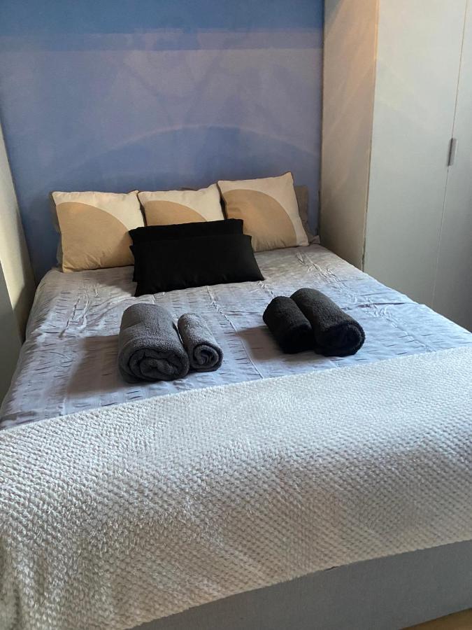 Da Giuseppe London Apartment Bagian luar foto