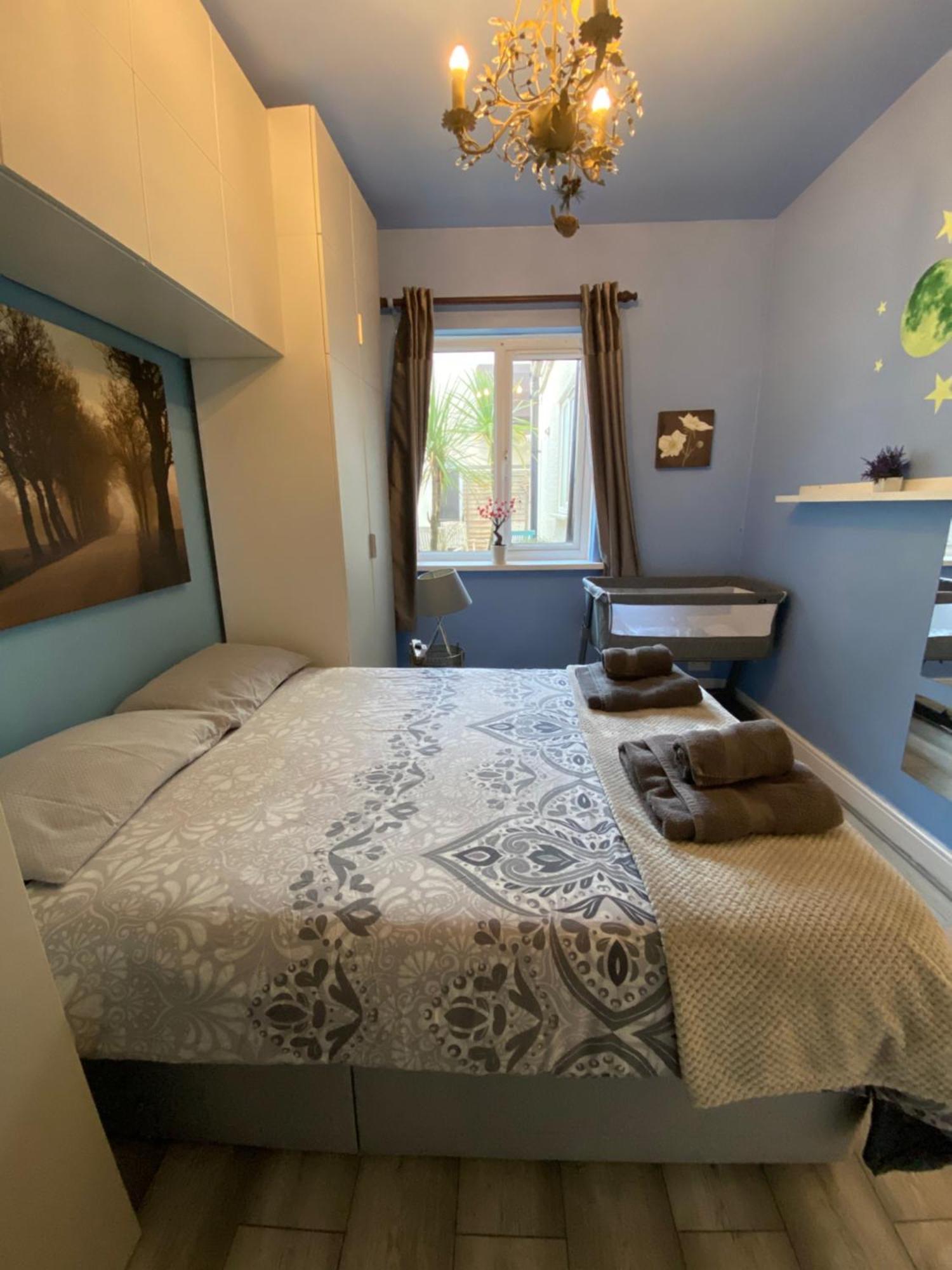 Da Giuseppe London Apartment Bagian luar foto