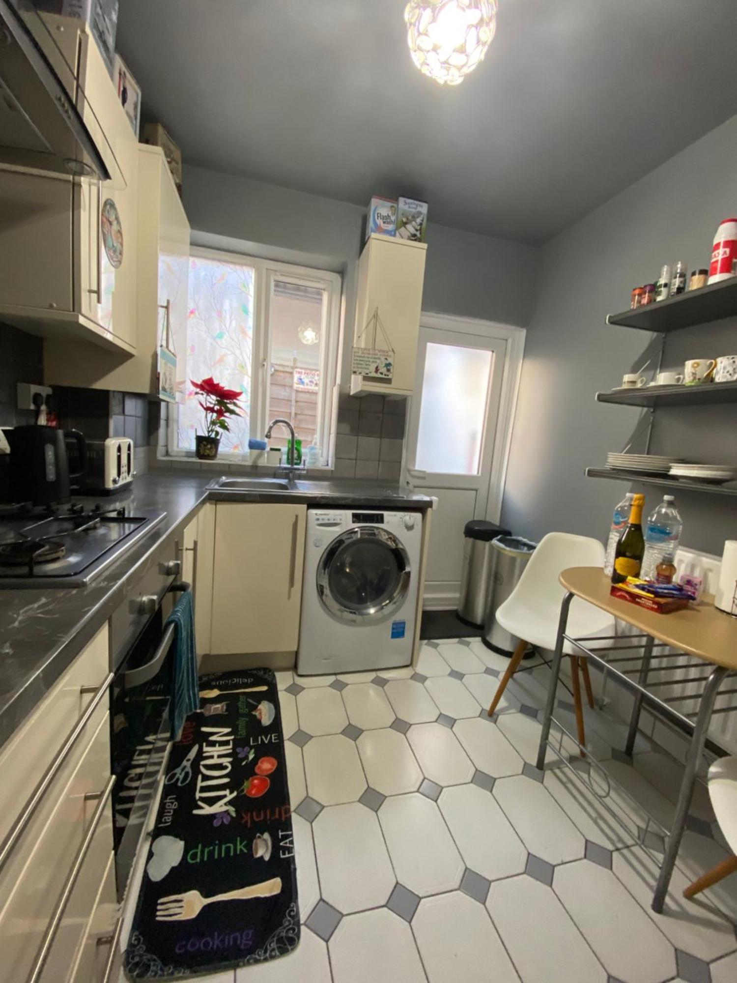 Da Giuseppe London Apartment Bagian luar foto